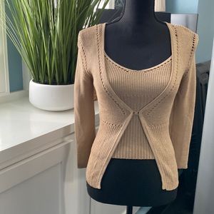 BEBE Vintage 90’s 2 Pc tan Sweater Set, EUC,Size M